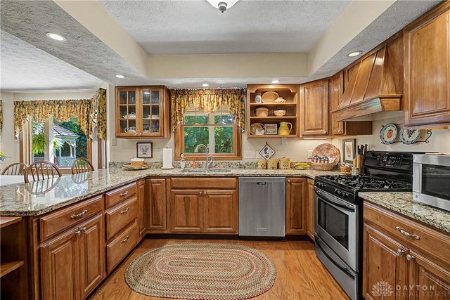 1082 Roger Scott Drive, Sugarcreek Twp, OH 45305
