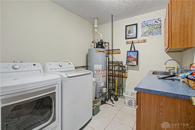1082 Roger Scott Drive, Sugarcreek Twp, OH 45305