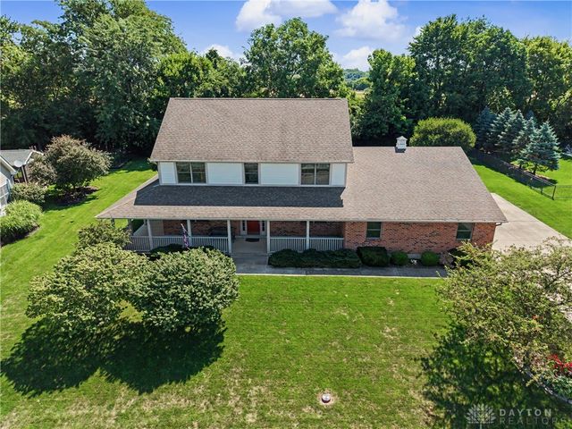 1082 Roger Scott Drive, Sugarcreek Twp, OH 45305