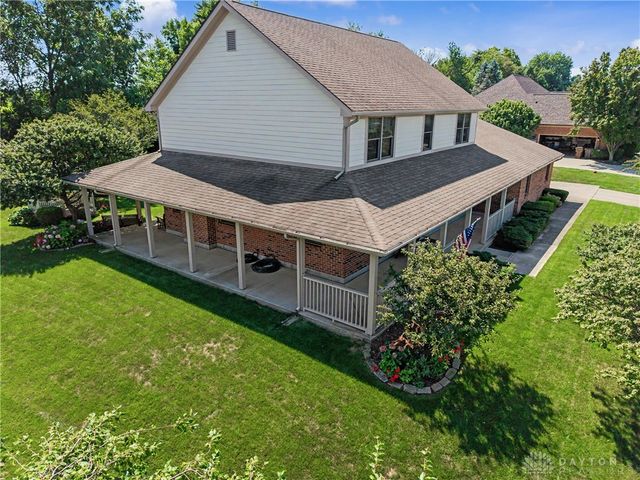 1082 Roger Scott Drive, Sugarcreek Twp, OH 45305