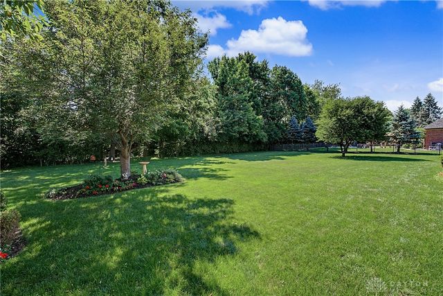 1082 Roger Scott Drive, Sugarcreek Twp, OH 45305