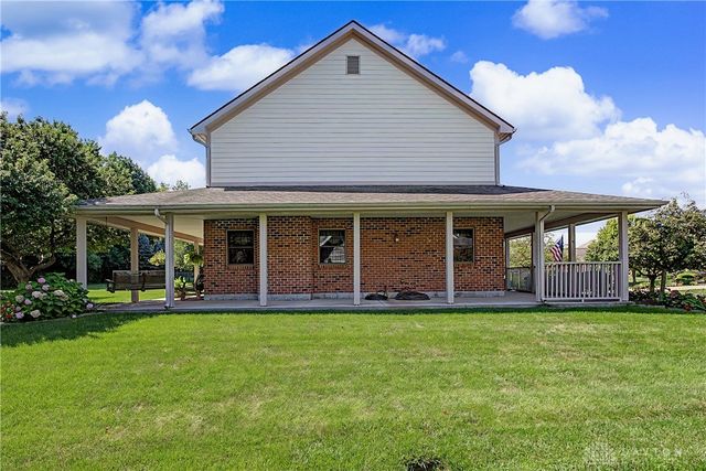 1082 Roger Scott Drive, Sugarcreek Twp, OH 45305