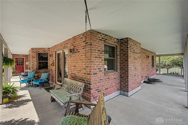 1082 Roger Scott Drive, Sugarcreek Twp, OH 45305