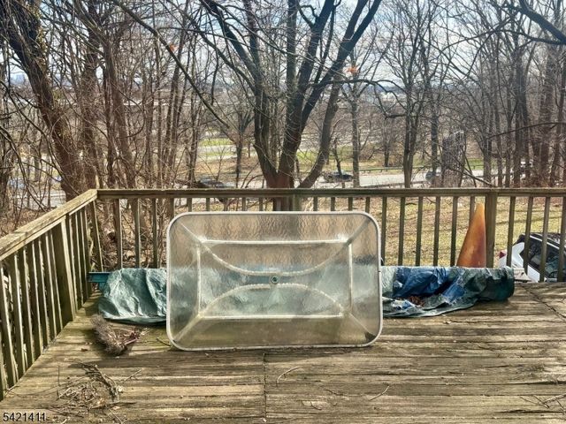 528 Terrace Ave, Hasbrouck Heights Boro, NJ 07604