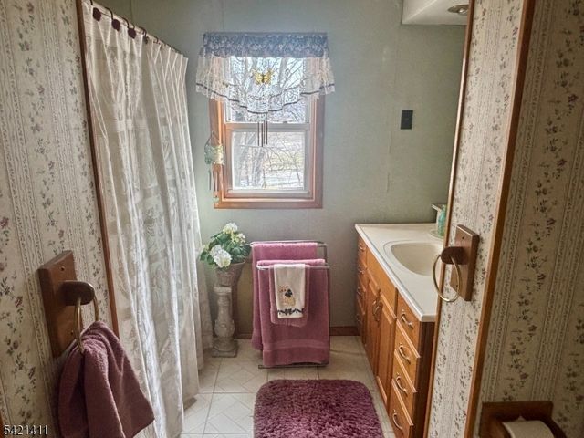 528 Terrace Ave, Hasbrouck Heights Boro, NJ 07604