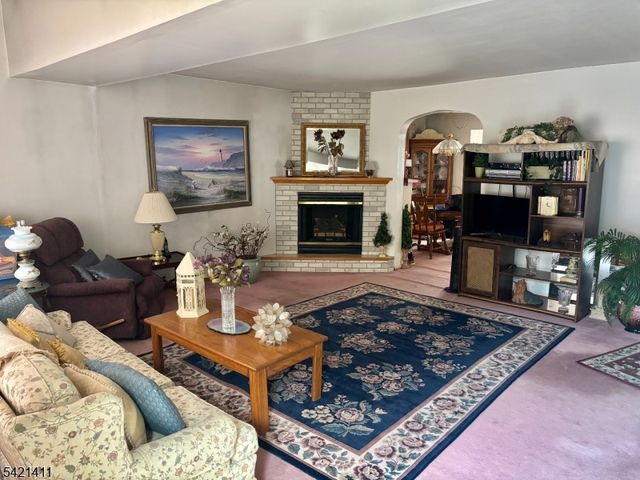 528 Terrace Ave, Hasbrouck Heights Boro, NJ 07604