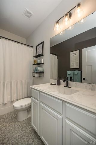619 Schapers Court, Moscow Mills, MO 63362