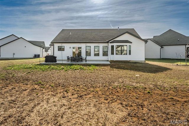 619 Schapers Court, Moscow Mills, MO 63362