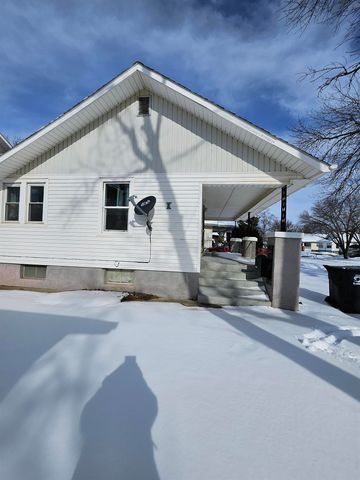 229 Des Moines Ave, Salina, KS 67401