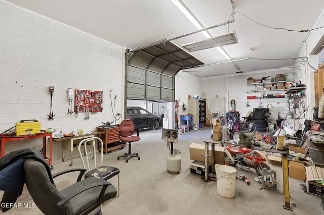 7069 ALAMEDA Avenue, El Paso, TX 79915