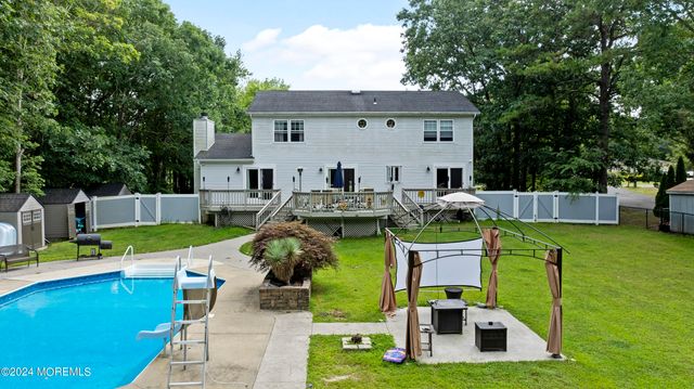 369 Frank Applegate Road, Jackson, NJ 08527