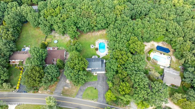 369 Frank Applegate Road, Jackson, NJ 08527