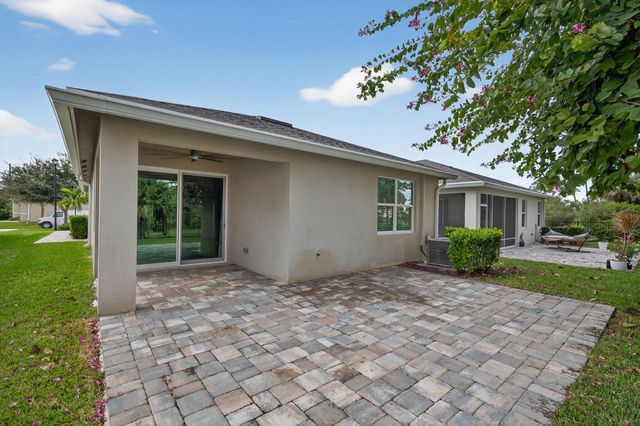 5713 SE Kawana Trail, Hobe Sound, FL 33455