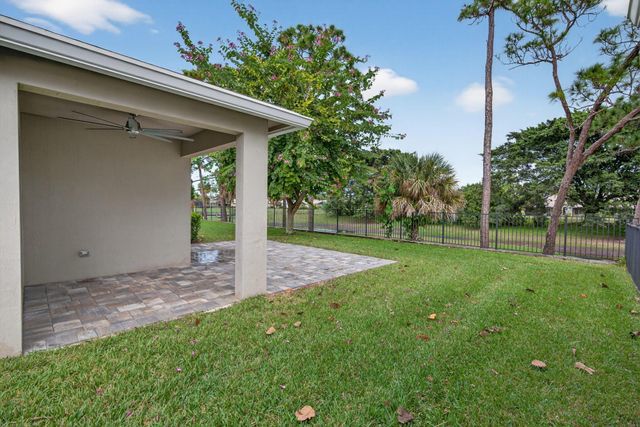 5713 SE Kawana Trail, Hobe Sound, FL 33455
