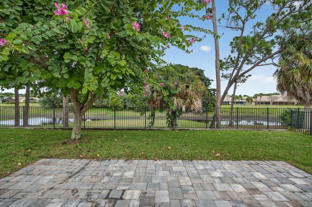 5713 SE Kawana Trail, Hobe Sound, FL 33455