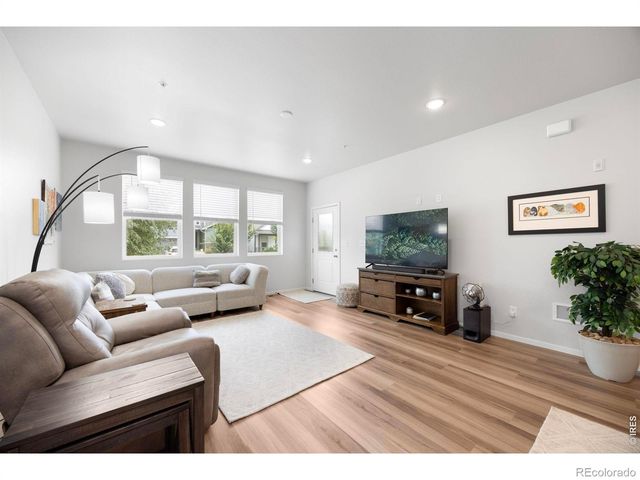 2102 Setting Sun Drive 4, Windsor, CO 80550