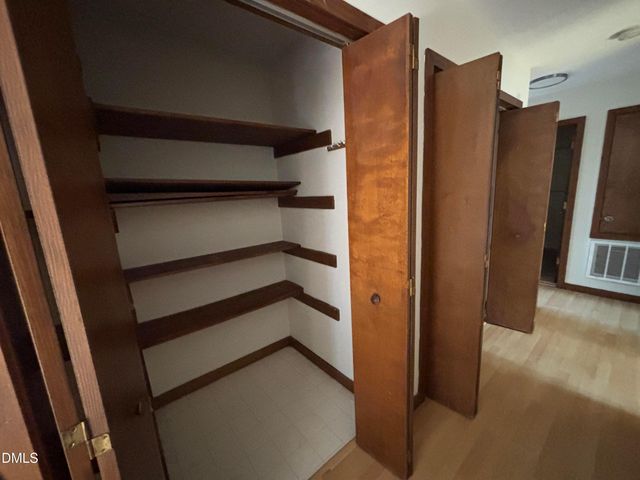 716 Carl Drive, Chapel Hill, NC 27516