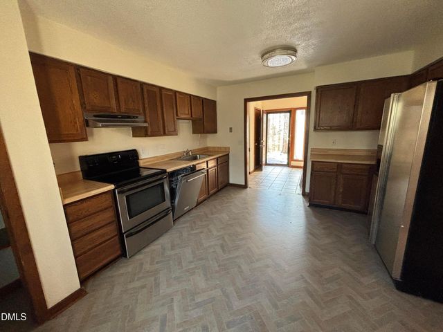 716 Carl Drive, Chapel Hill, NC 27516