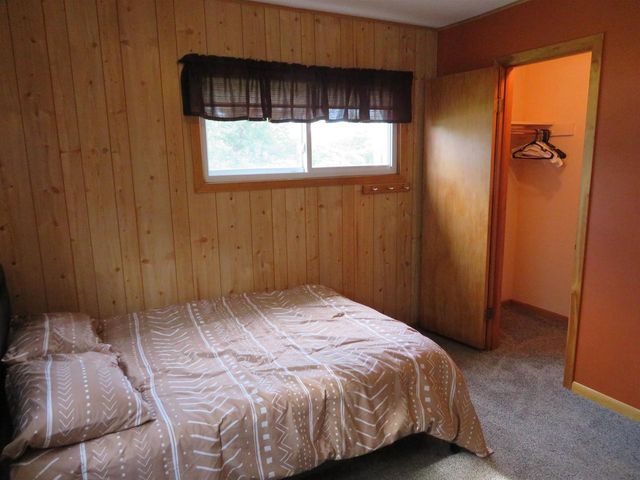 2517 W MAIN STREET, Merrill, WI 54452