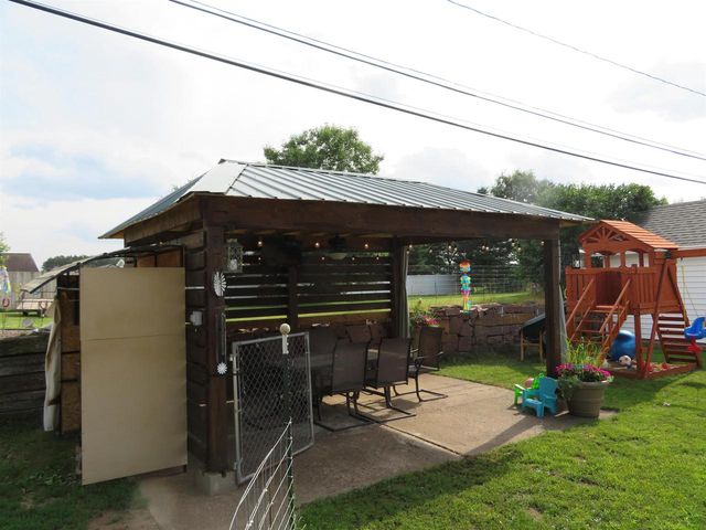 2517 W MAIN STREET, Merrill, WI 54452