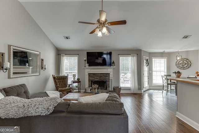 131 Wood Cove, Jefferson, GA 30549