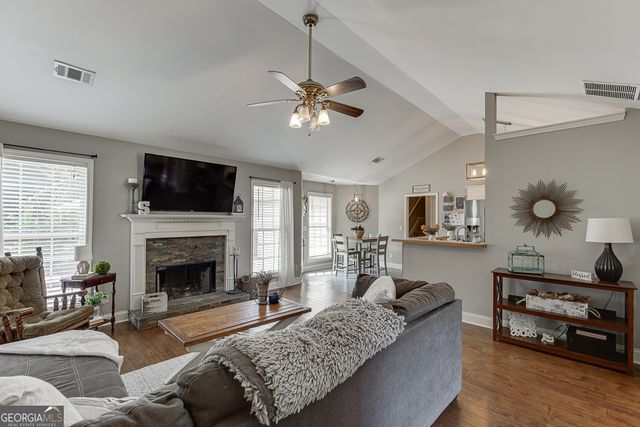 131 Wood Cove, Jefferson, GA 30549