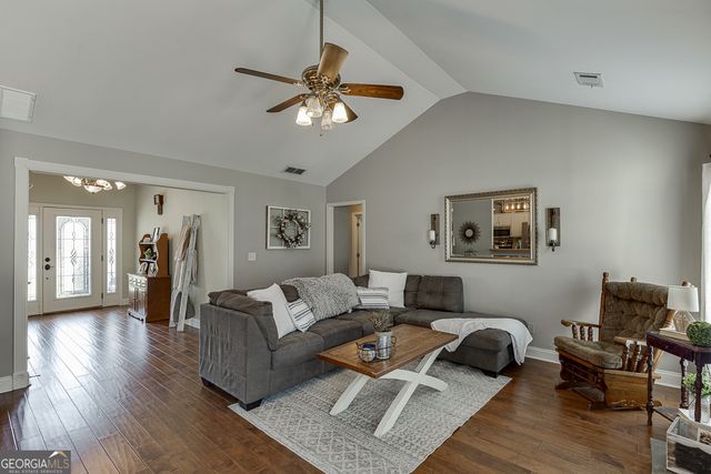 131 Wood Cove, Jefferson, GA 30549