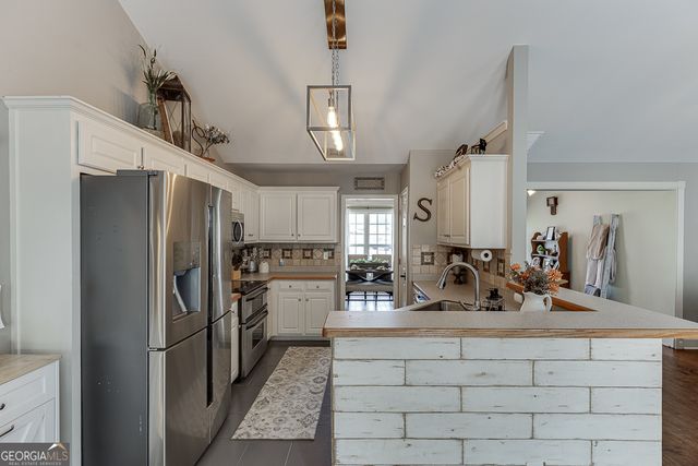 131 Wood Cove, Jefferson, GA 30549