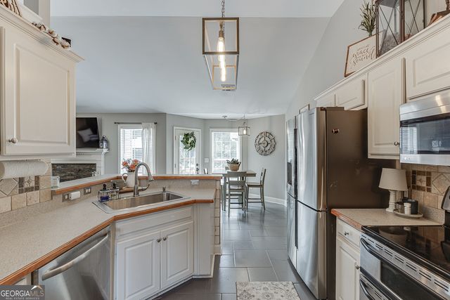 131 Wood Cove, Jefferson, GA 30549