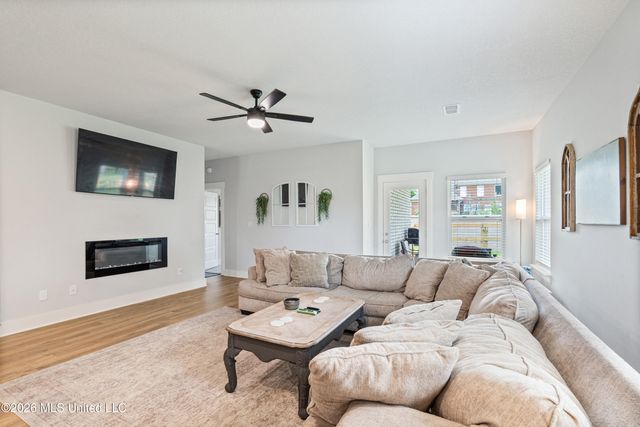 2091 Hyacinth Lane, Hernando, MS 38632
