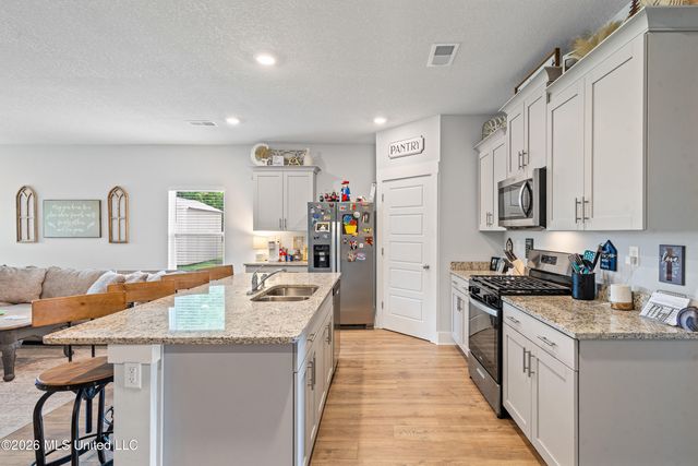 2091 Hyacinth Lane, Hernando, MS 38632