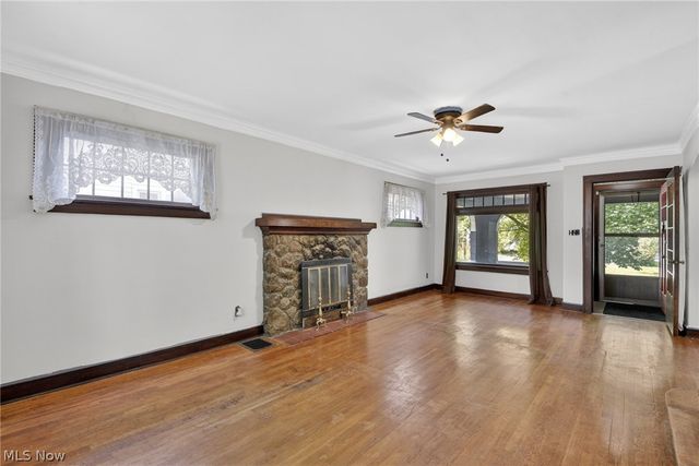 927 Englewood Road, Cleveland Heights, OH 44121