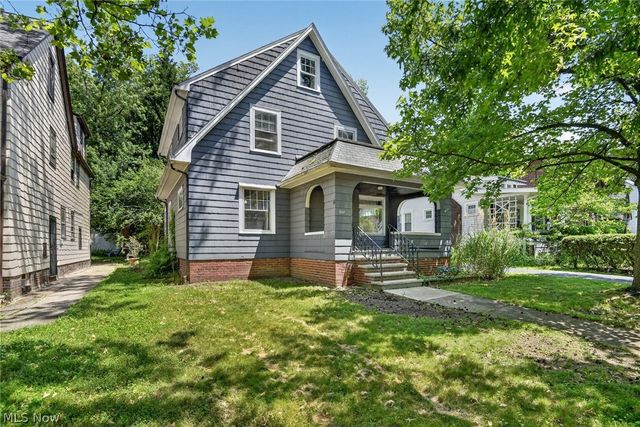 927 Englewood Road, Cleveland Heights, OH 44121