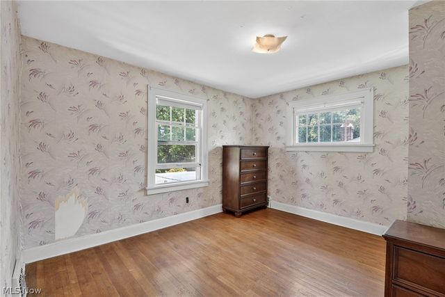 927 Englewood Road, Cleveland Heights, OH 44121