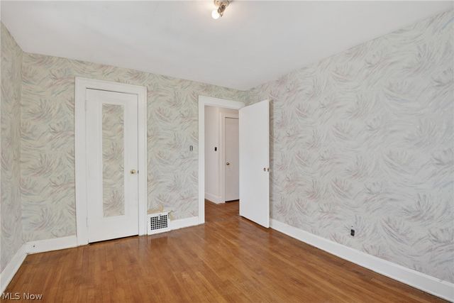 927 Englewood Road, Cleveland Heights, OH 44121