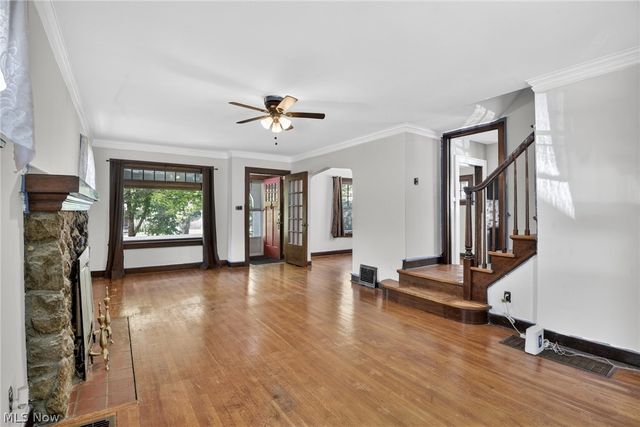927 Englewood Road, Cleveland Heights, OH 44121