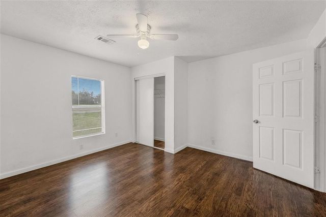 325 N Blake St, Lake Charles, LA 70601