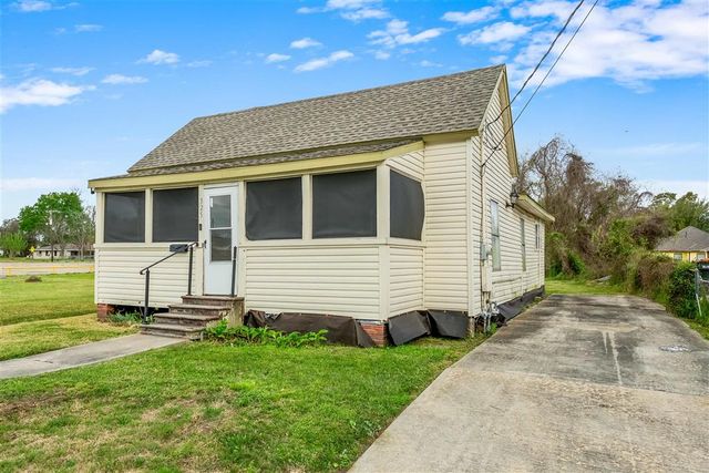 325 N Blake St, Lake Charles, LA 70601