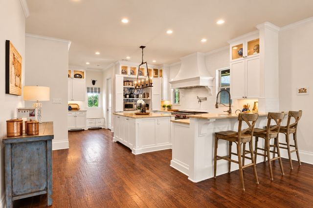 233 Hickory Ridge Court, Argyle, TX 76226