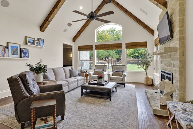 233 Hickory Ridge Court, Argyle, TX 76226
