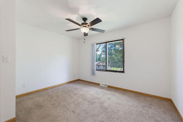 505 Elder LANE, Allenton, WI 53002