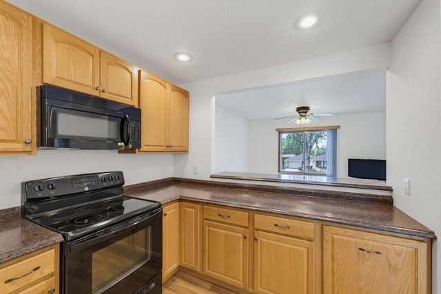505 Elder LANE, Allenton, WI 53002
