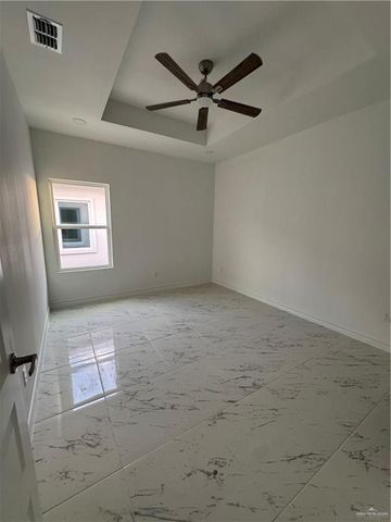 3305 S Chloe Avenue, Edinburg, TX 78542