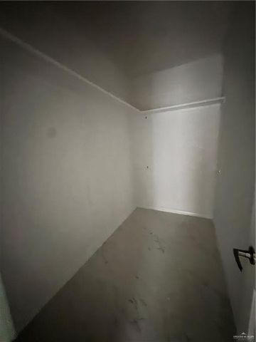 3305 S Chloe Avenue, Edinburg, TX 78542