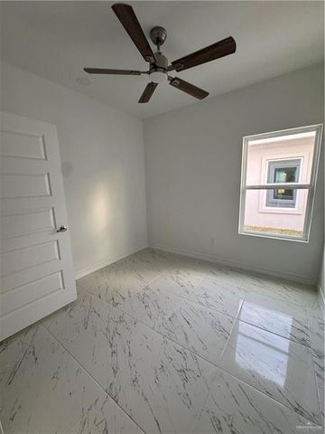 3305 S Chloe Avenue, Edinburg, TX 78542