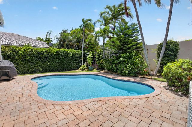 12657 Oak Run Court, Boynton Beach, FL 33436