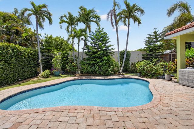 12657 Oak Run Court, Boynton Beach, FL 33436