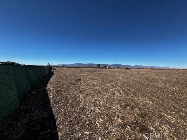 16025 Sheep Creek Rd, Phelan, CA 92371