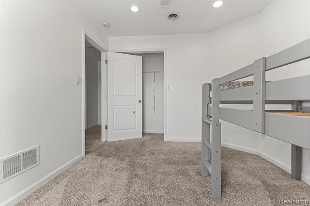 450 N Denwood Street, Dearborn, MI 48128