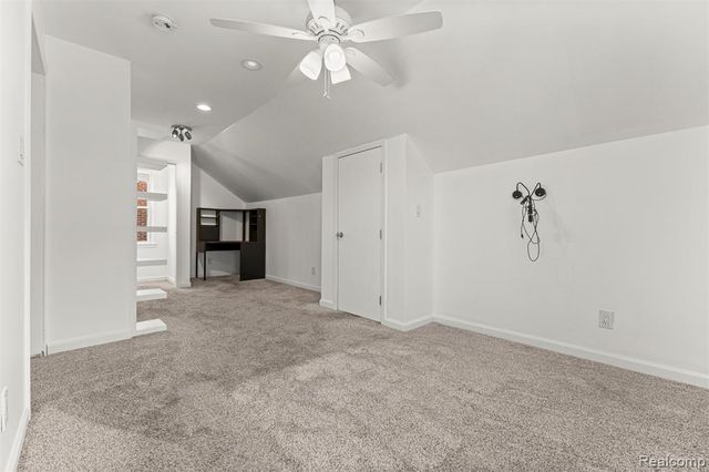450 N Denwood Street, Dearborn, MI 48128